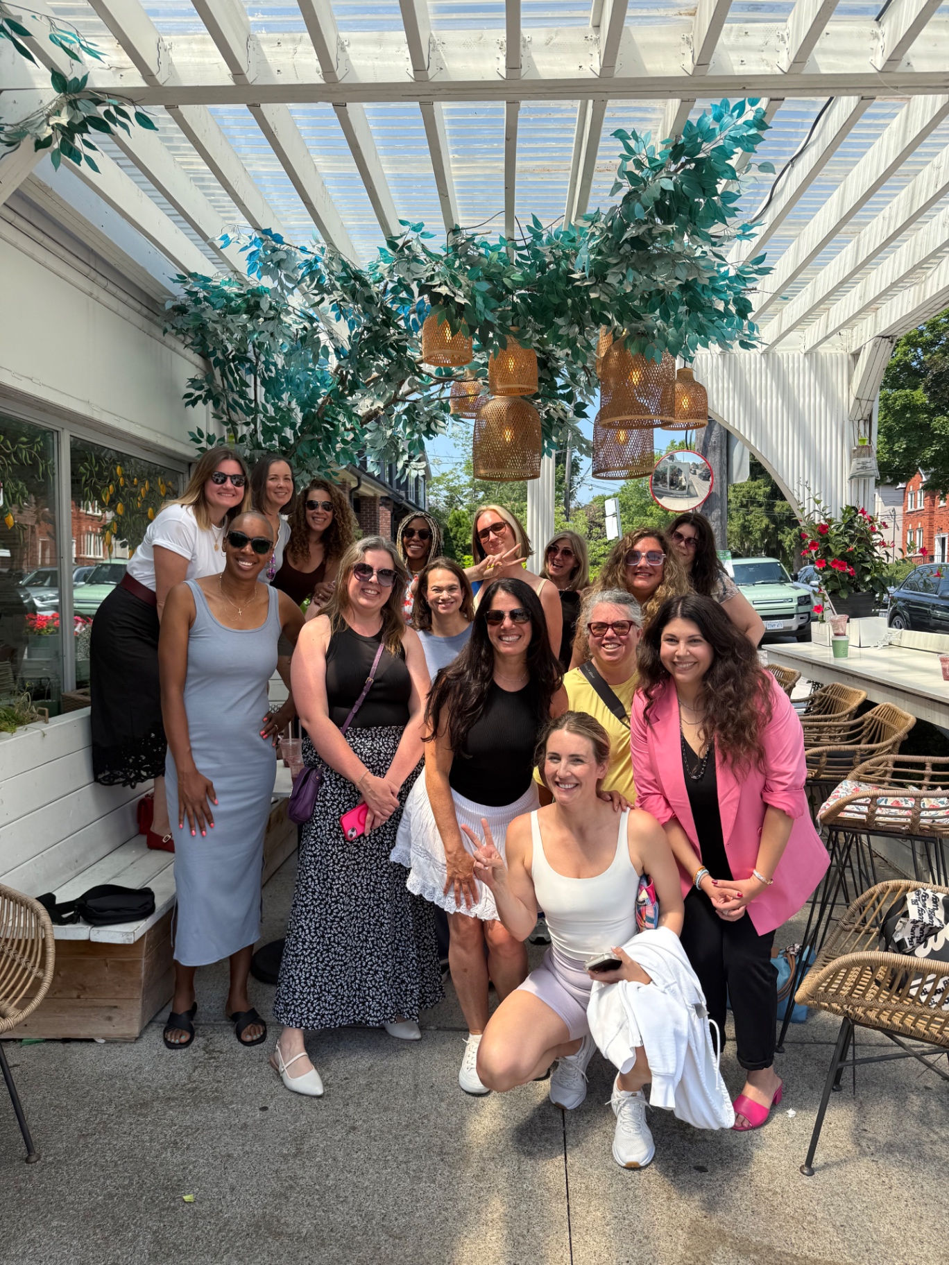 Erapreneur members gathering for a casual Connect Tuesday meetup